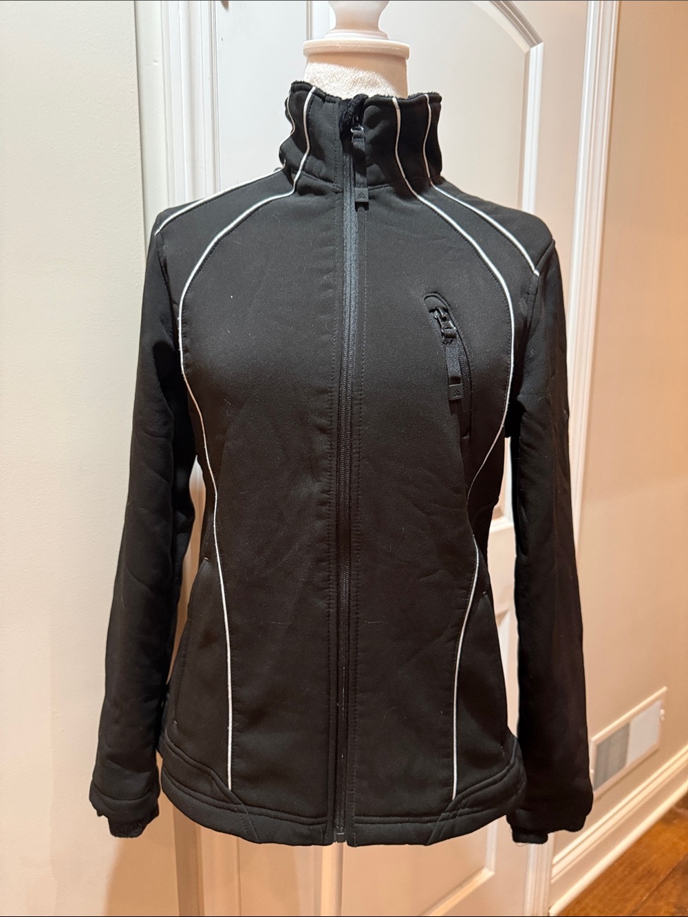 Snozu Black Zip-Up Utility Jacket with White Piping